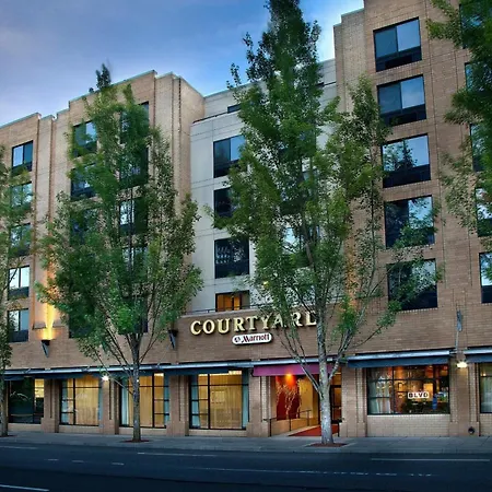Hotel Courtyard Portland Downtown / Convention Center